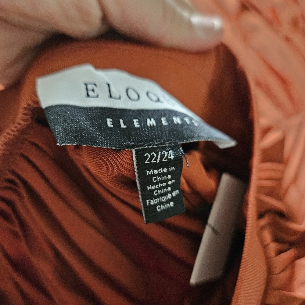 Eloquii hankerchief bronze skirt - Picture 2 of 9